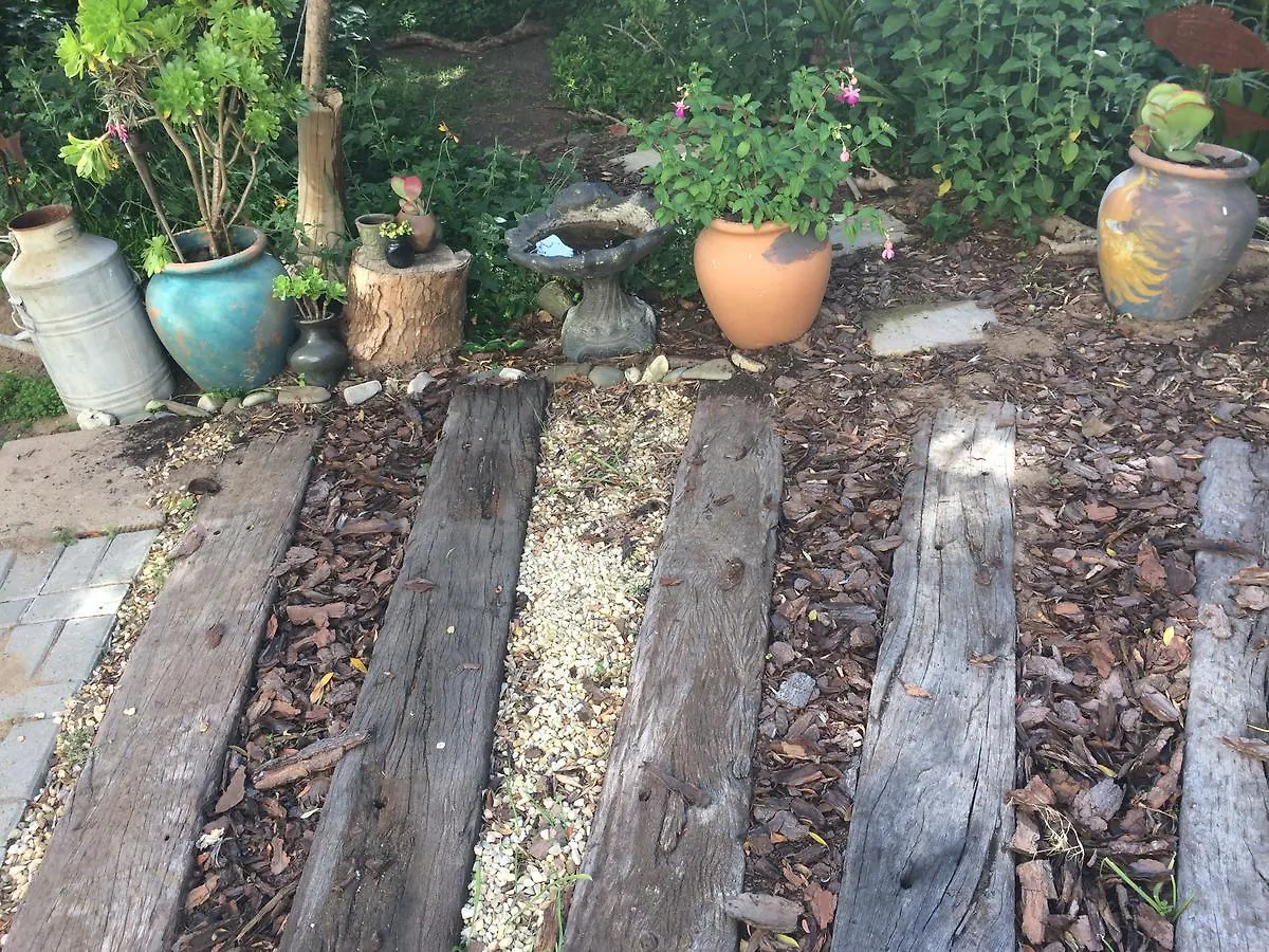 Olive Tree Garden Apartment 1 ケープタウン